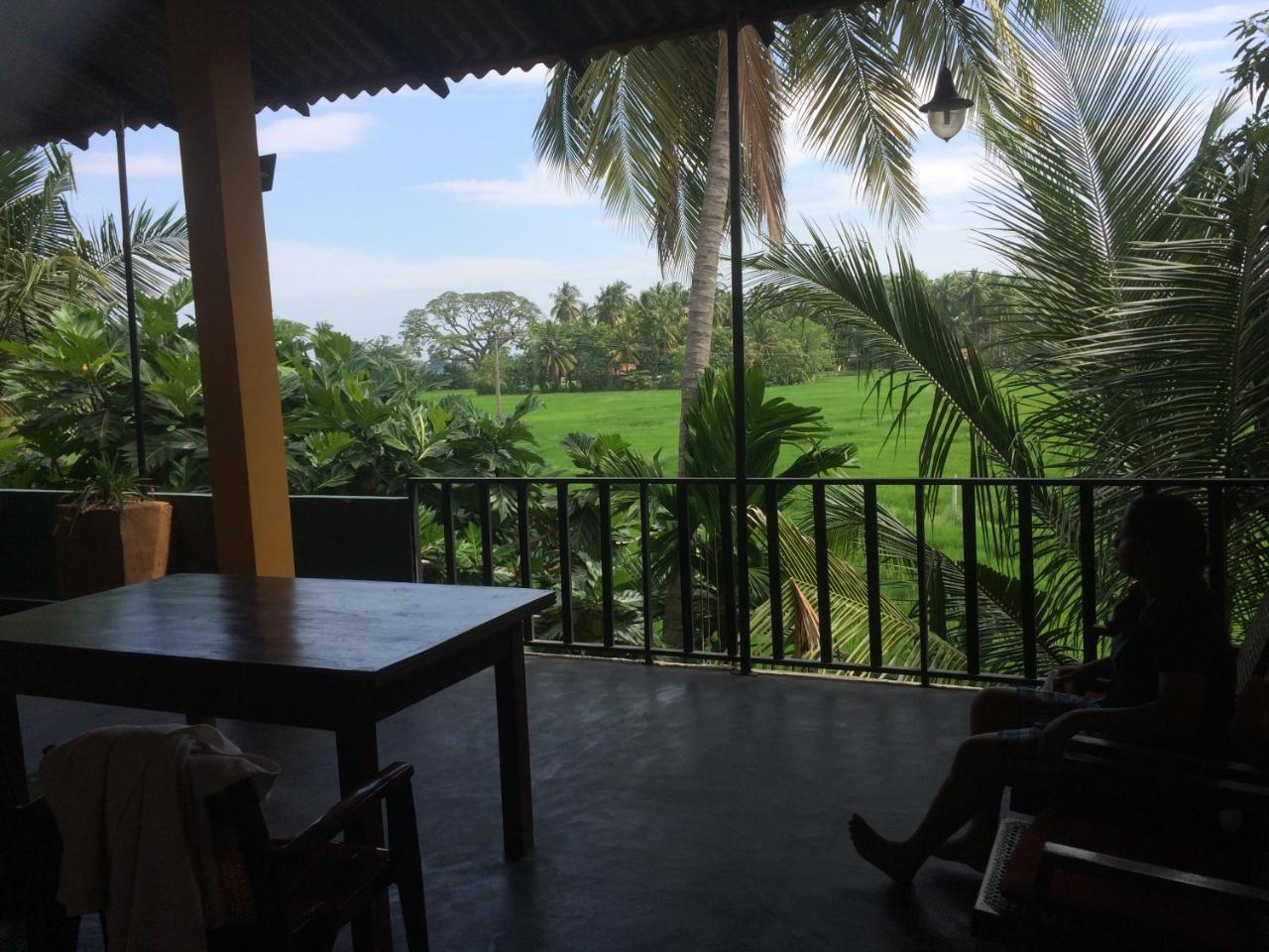 Hotel View Point Tissamaharama Esterno foto